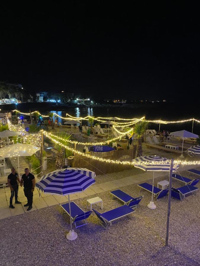 Casa Vacanza Tindara Lejlighed Civitavecchia Eksteriør billede