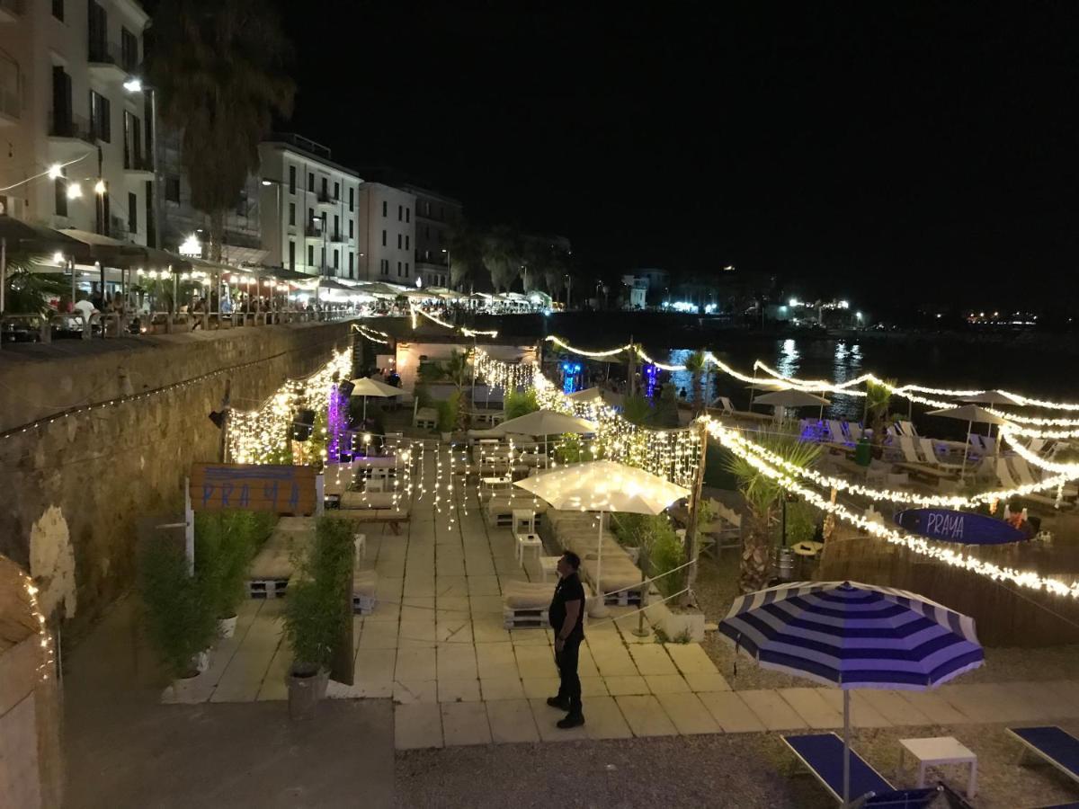 Casa Vacanza Tindara Lejlighed Civitavecchia Eksteriør billede